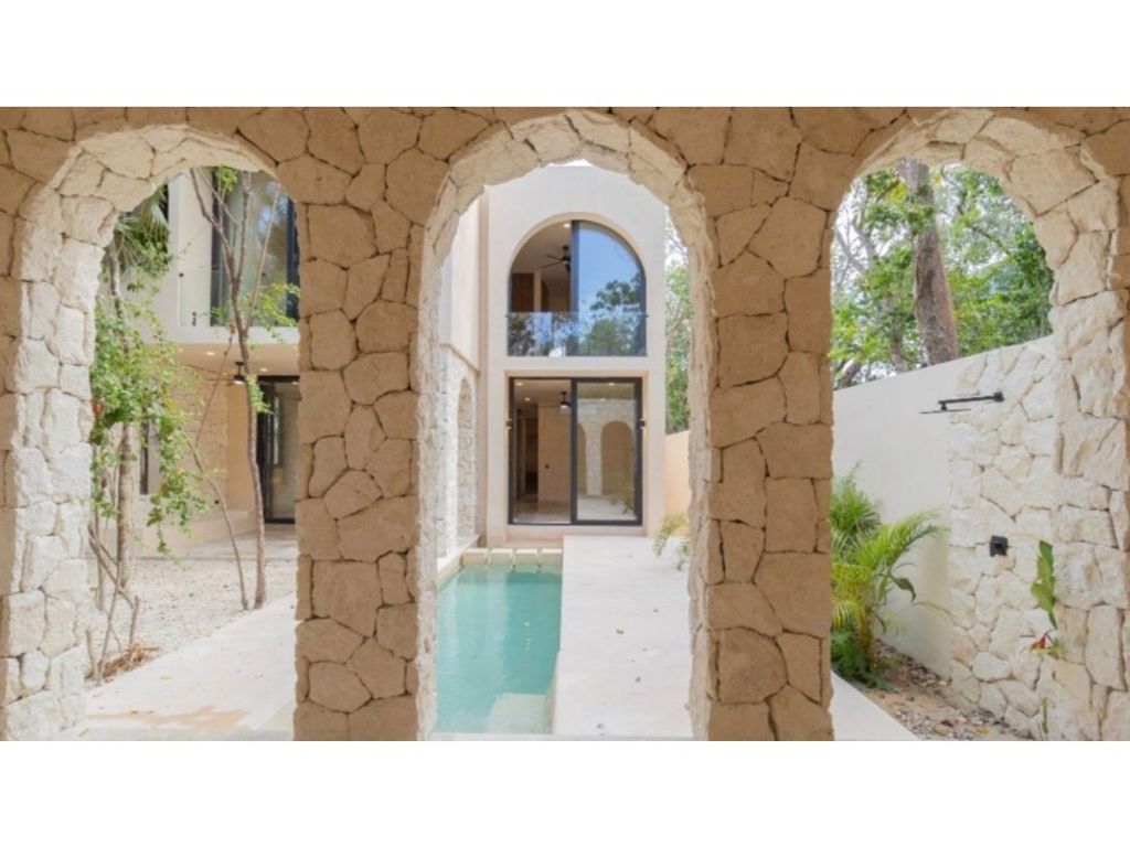 Luxury House for sale in Tulum, Mexico  1