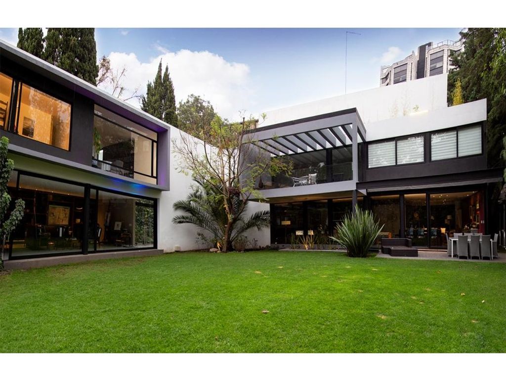 Luxury apartment complex for sale in Miguel Hidalgo, Mexico 128502106