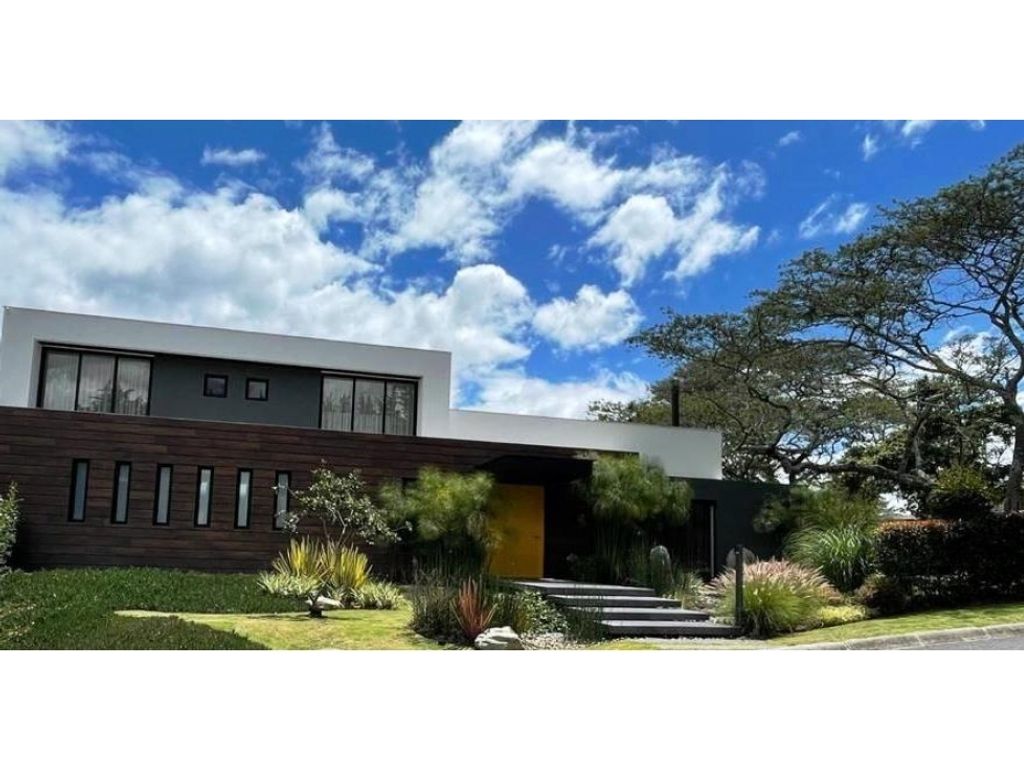 Luxury House for sale in Quito, Ecuador 103129045