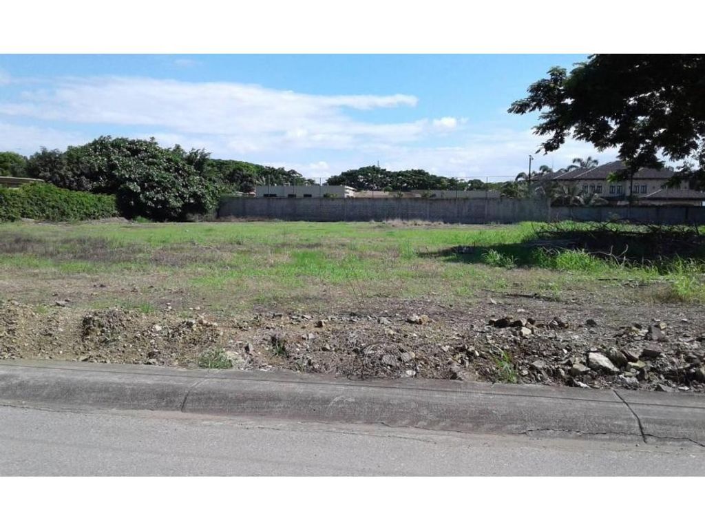 Terreno / Solar de 5000 m2 en venta Guayaquil, Ecuador 128601053