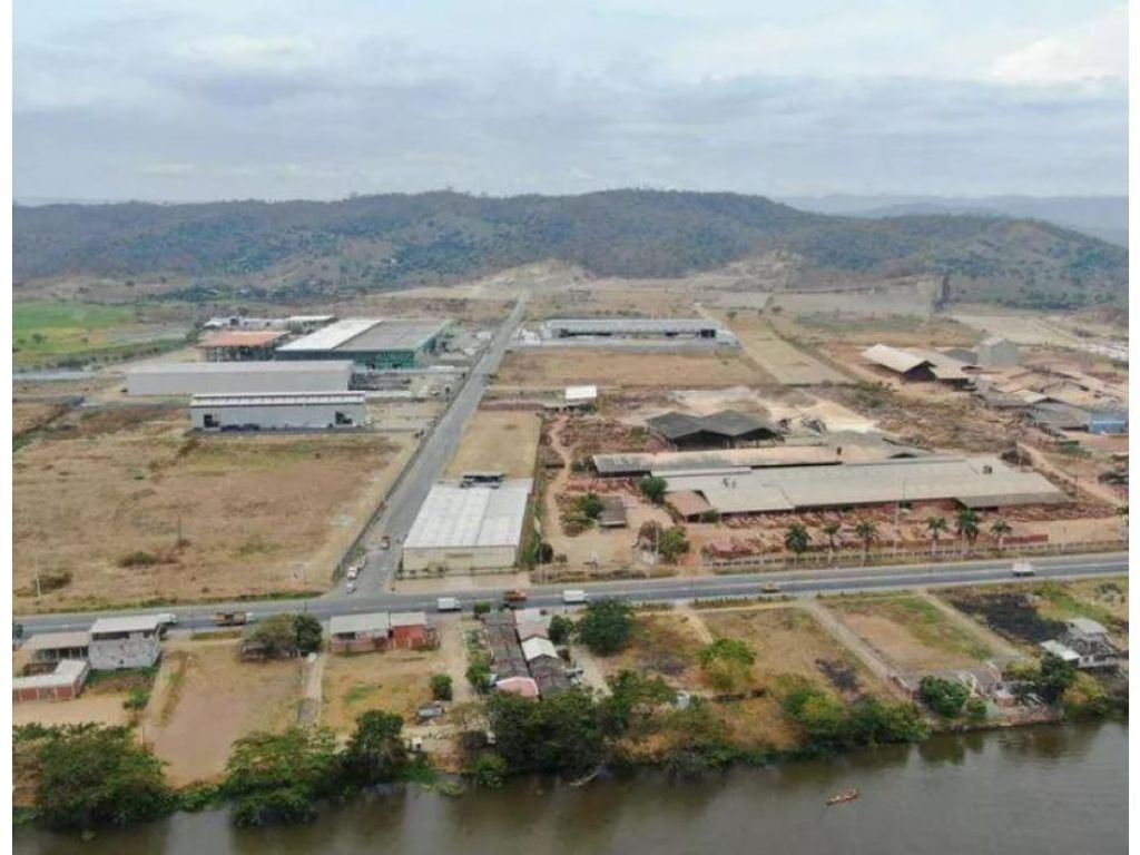 Terreno / Solar de 28000 m2 en venta Guayaquil, Ecuador 128600940