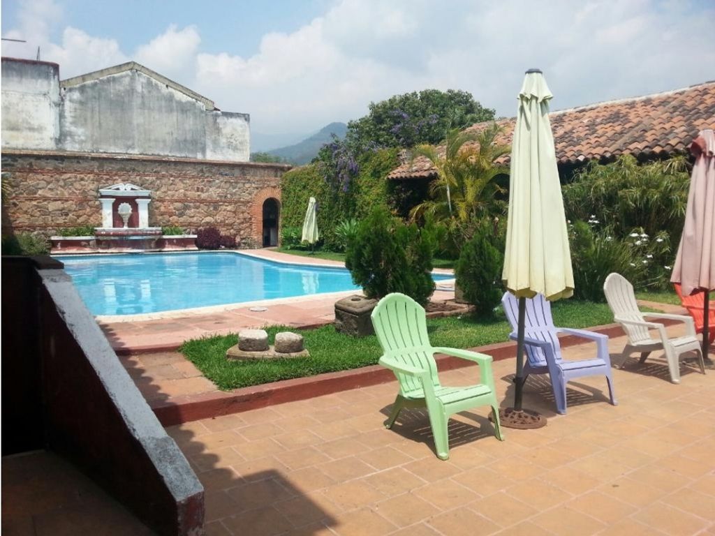 Luxury Hotel for sale in Antigua Guatemala, Departamento de