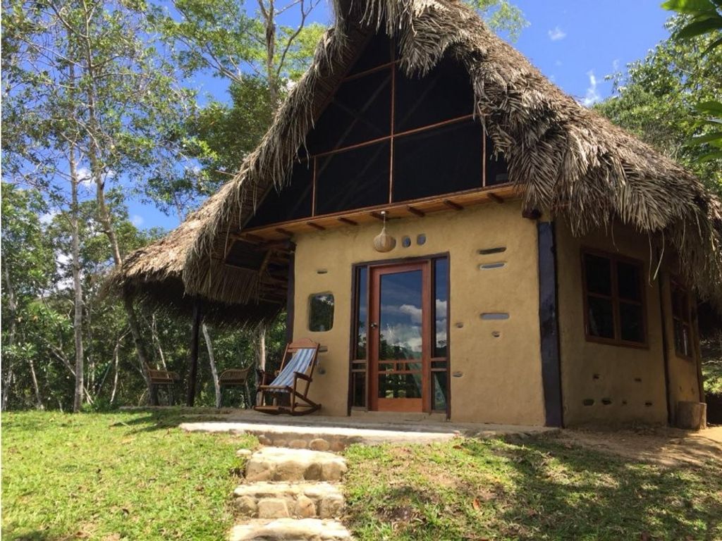 Luxury Hotel for sale in Tarapoto, Peru 98878385