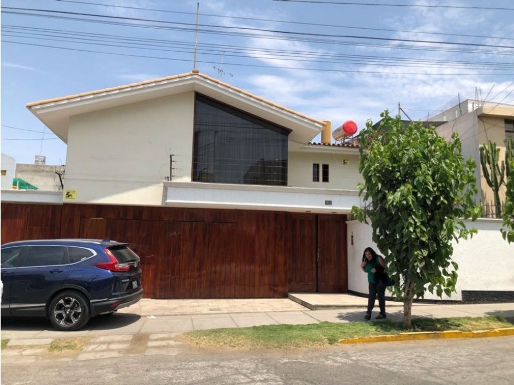 Vivienda exclusiva de 800 m2 en venta Arequipa, Región de Arequipa