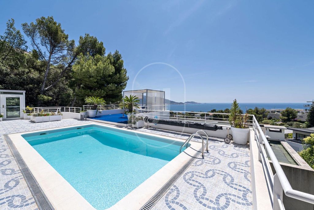 7 room luxury House for sale in Marseille, French Riviera 128937153