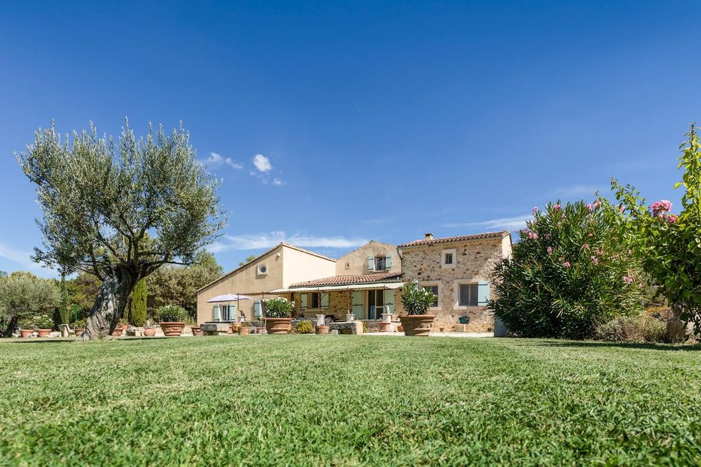 9 room luxury House for sale in Bonnieux, France - 127941871 ...