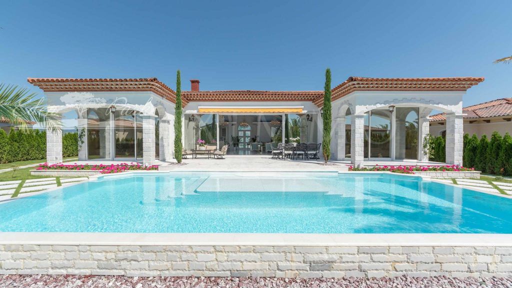 Эксклюзивный Коттедж в жилом комплексе 295 м2 в продажа Slanchev Bryag, Болгария