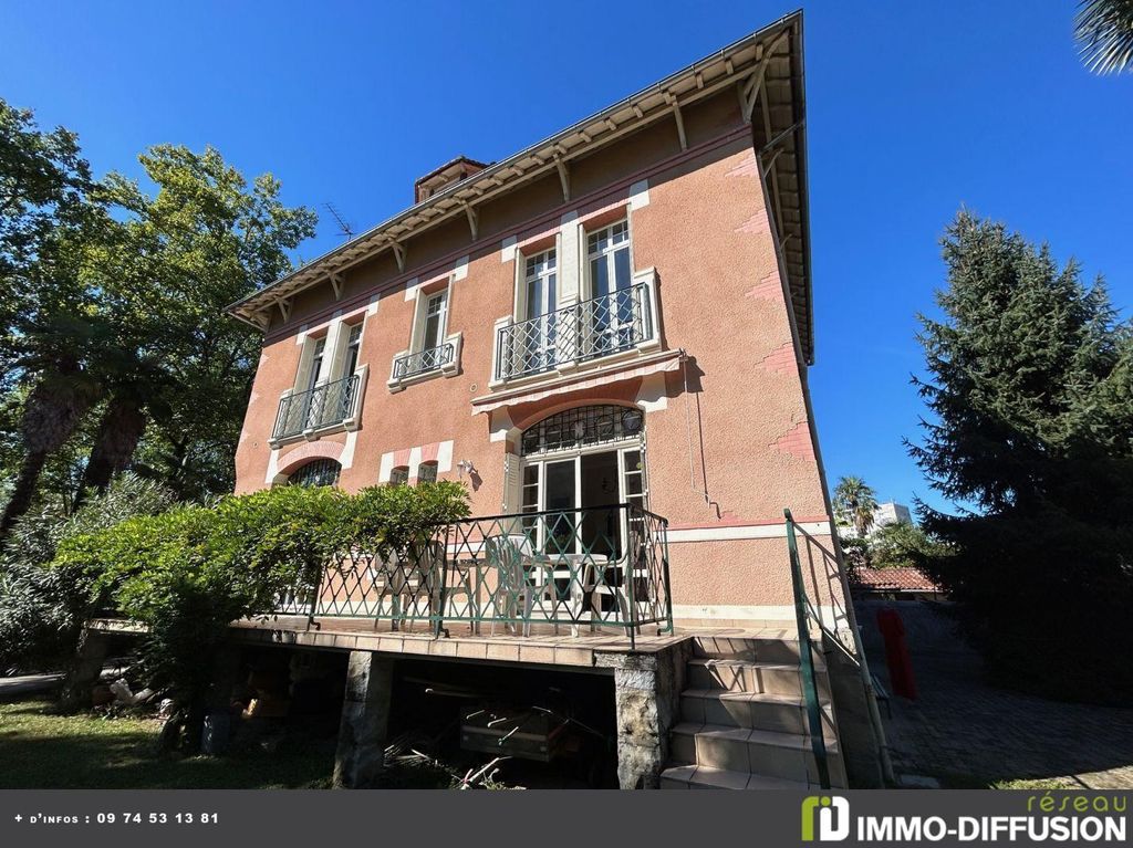 Luxury House for sale in Pau, NouvelleAquitaine 129423909