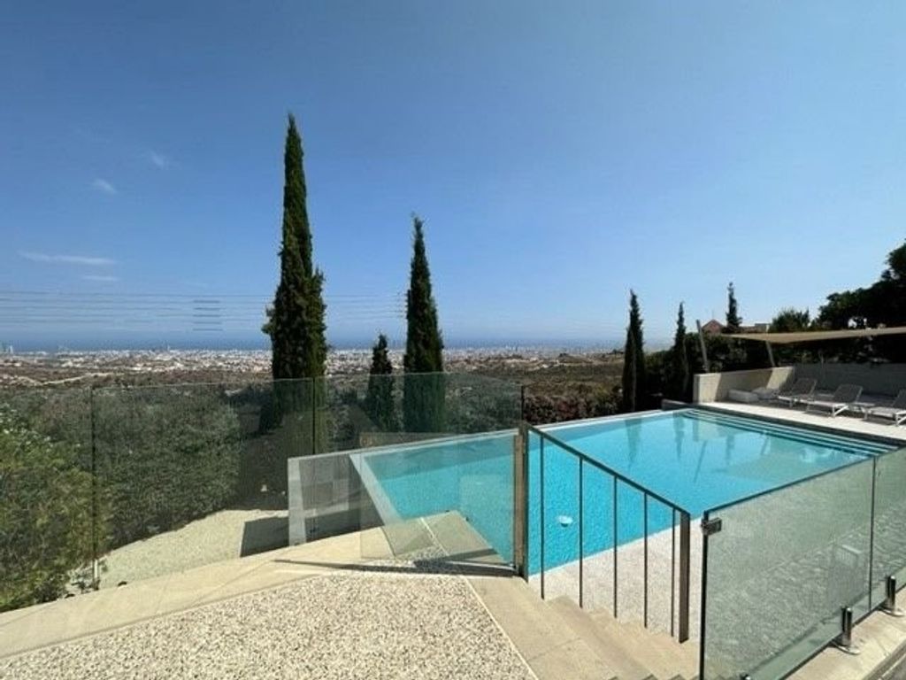 Престижный Особняк 670 м2 в продажа Лимасол, Limassol District