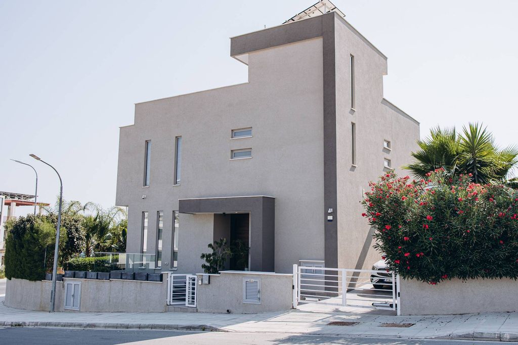 Особняк 265 м2 в продажа Germasógeia, Limassol District