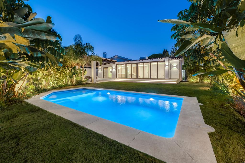 Luxuriöse Villa zu verkaufen in San Pedro de Alcántara, Andalusien