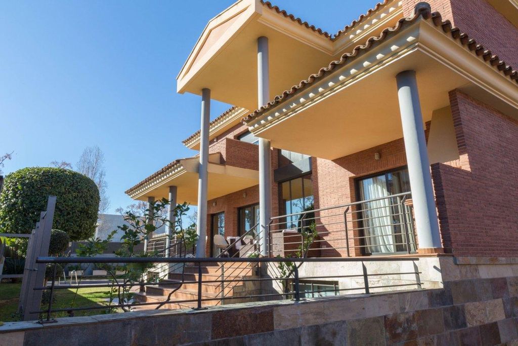 Casa de 384 m2 en venta Salou, España - 97551485 | LuxuryEstate.com