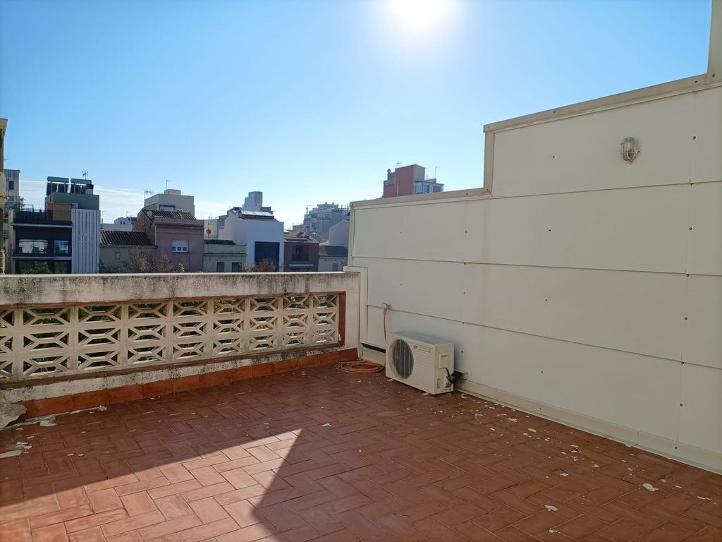 Casa de alto standing de 180 m2 en venta Badalona, Cataluña 129669102