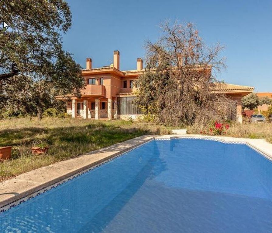 5 room luxury Detached House for sale in Madrid, Spain 129527652