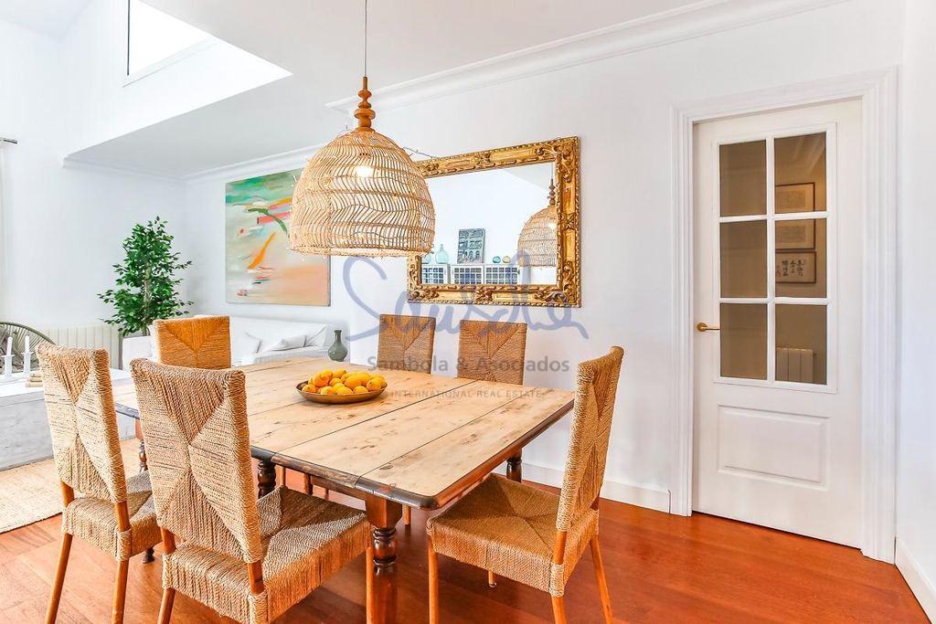 4 bedroom luxury penthouse for sale in Sitges, Spain 129518664