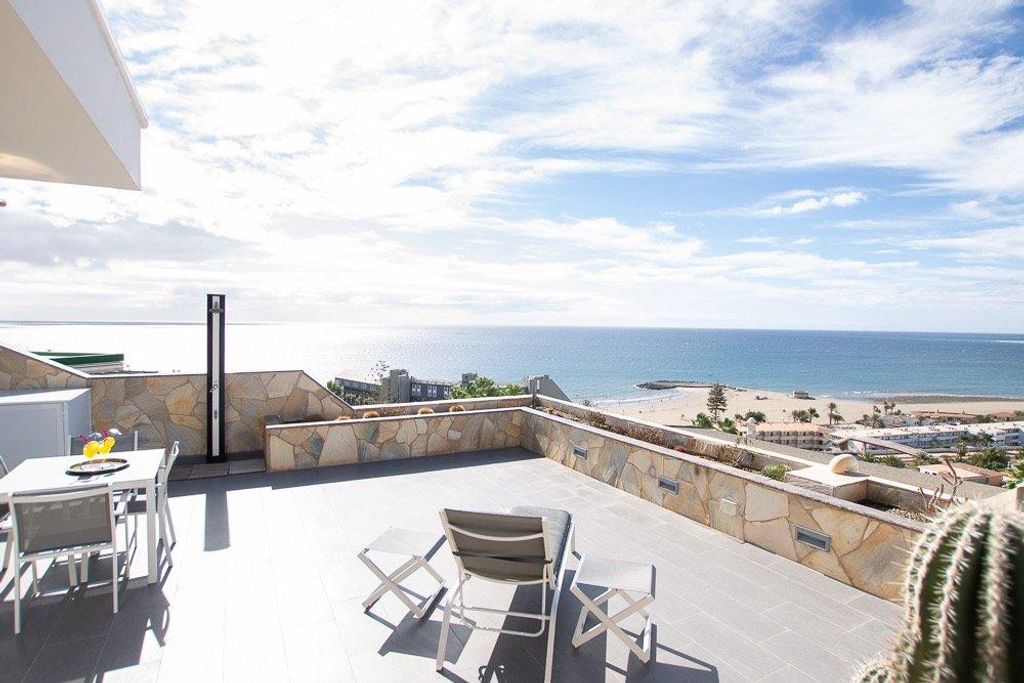 LuxusApartment mit 3 Zimmern zu verkaufen in San Bartolomé de Tirajana