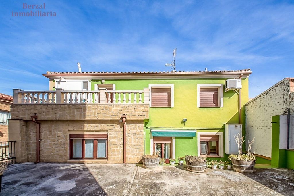 9 room luxury House for sale in Alfaro, La Rioja 128077736