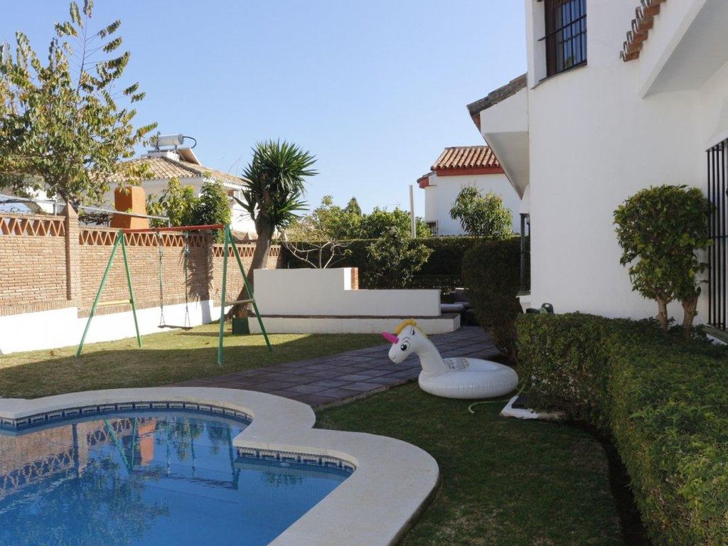 4 room luxury House for sale in Marbella, Spain - 61451225 ...