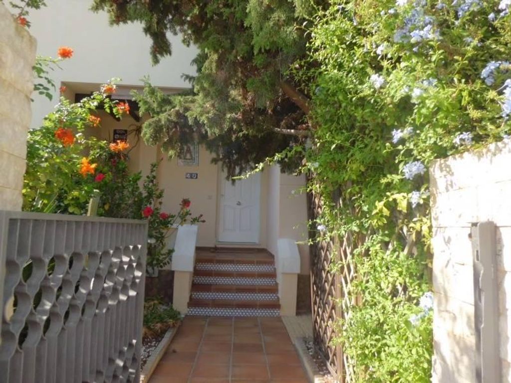 Luxury 4 bedroom Detached House for sale in Almerimar, Spain 46161701