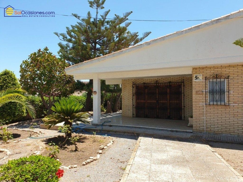 4 room luxury Villa for sale in Torrevieja, Spain 125633205