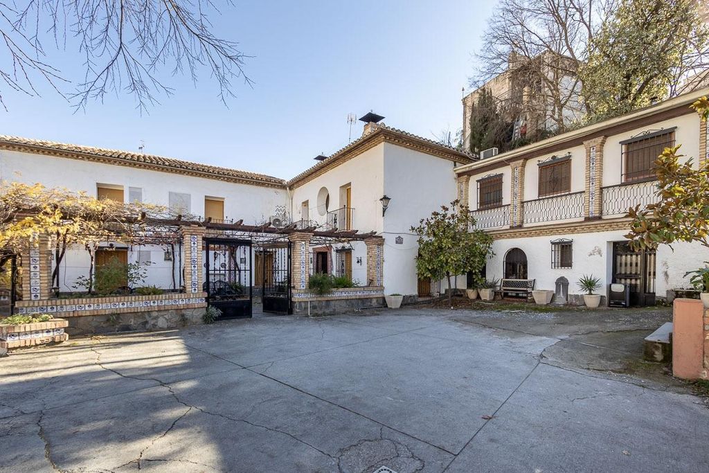 Maison de 10 pièces de luxe en vente à Monachil, Andalousie 129677328