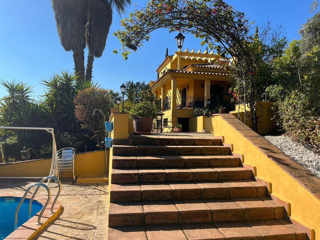 Luxuriöses Einfamilienhaus von 444 m2 zu verkaufen in Córdoba, Spanien 128712404