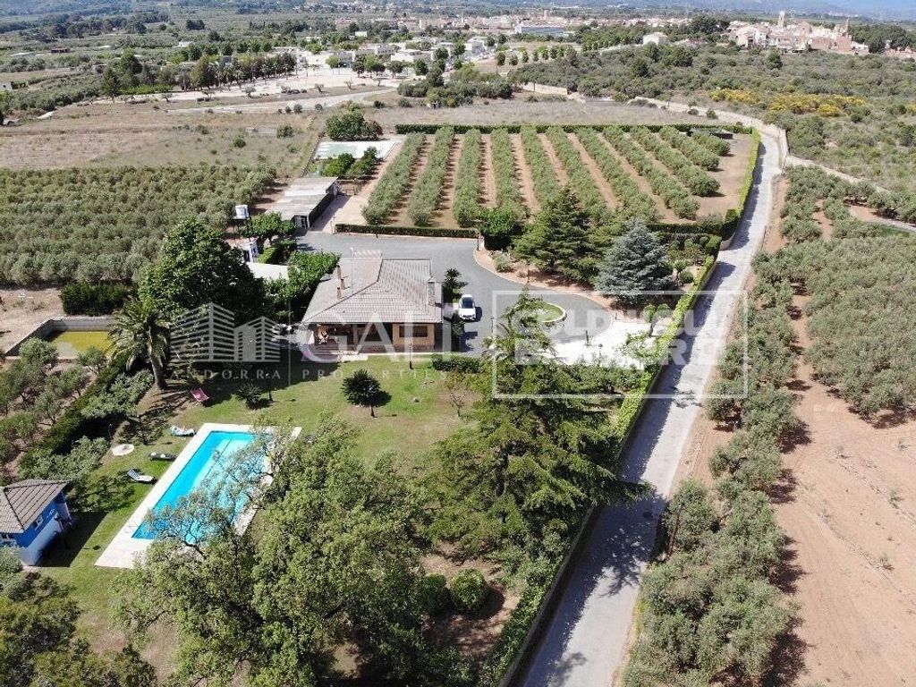 Casa rural de 300 m2 en venta Montbrio de Tarragona, España 128946304