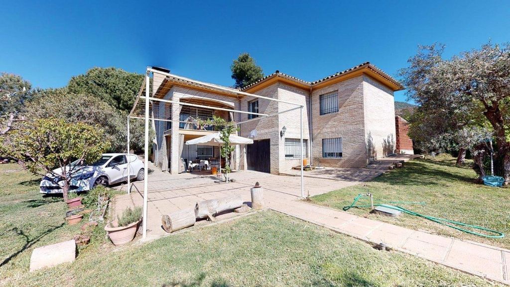 5 room luxury House for sale in Cordova, Andalusia 124699645