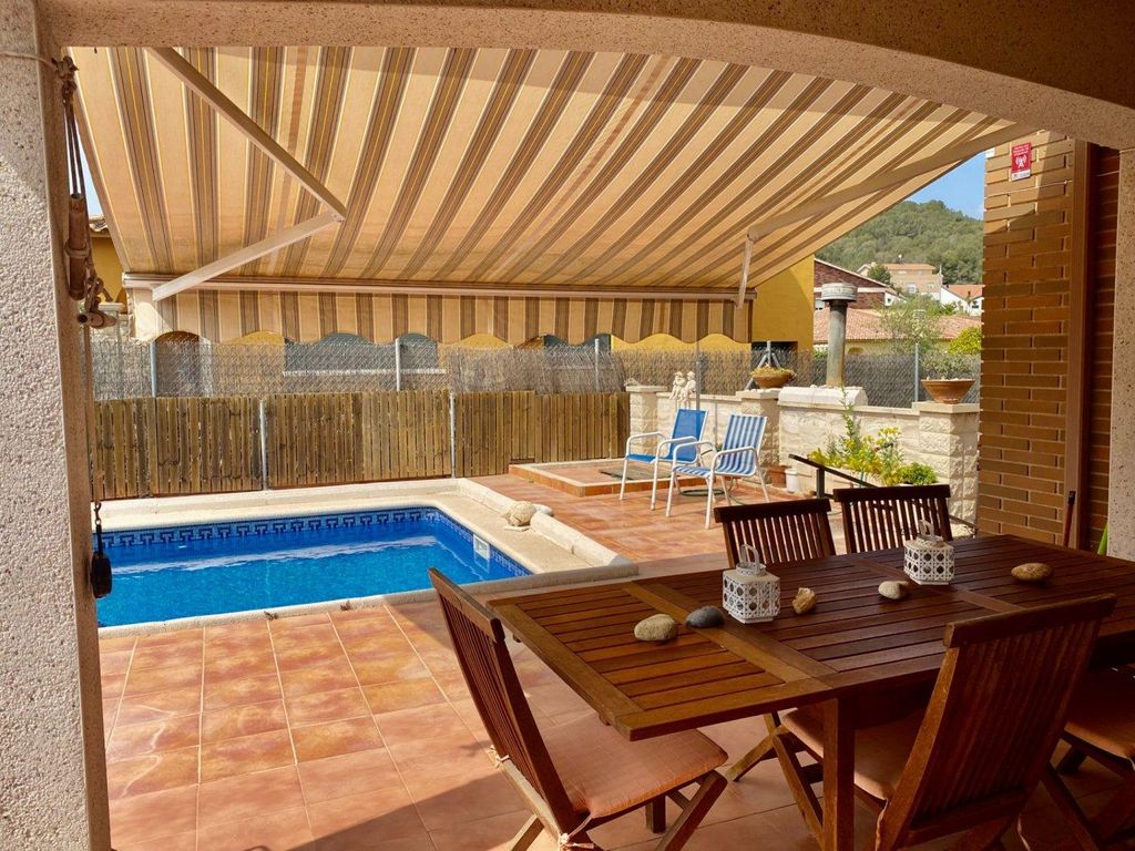 4 room luxury Detached House for sale in Calafell, Spain 124286185