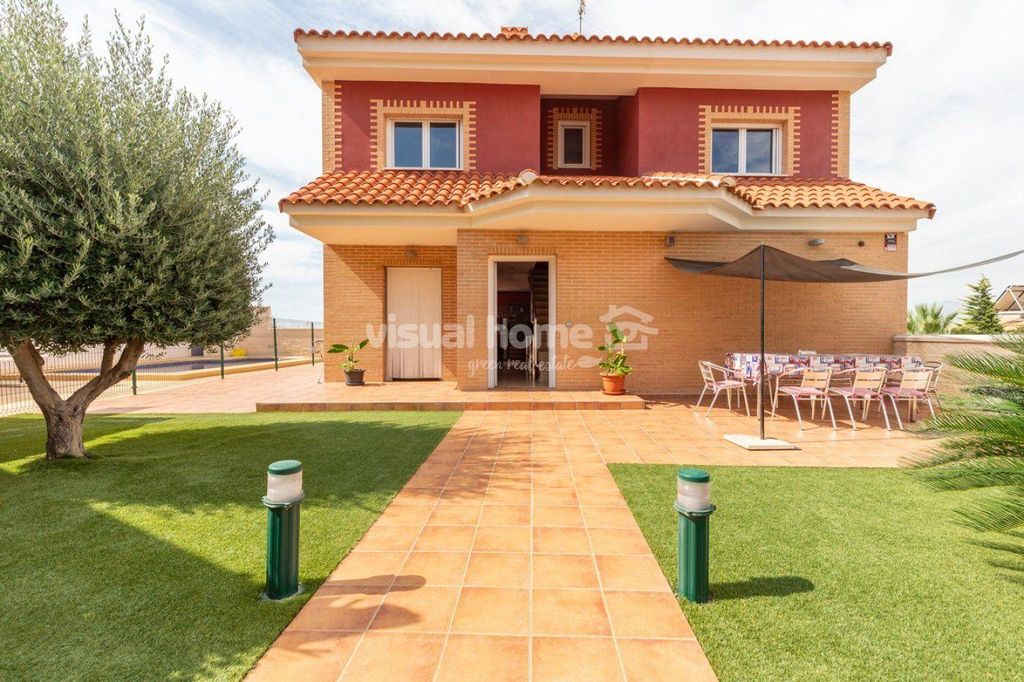 7 room luxury Detached House for sale in Finestrat, Spain 32553941