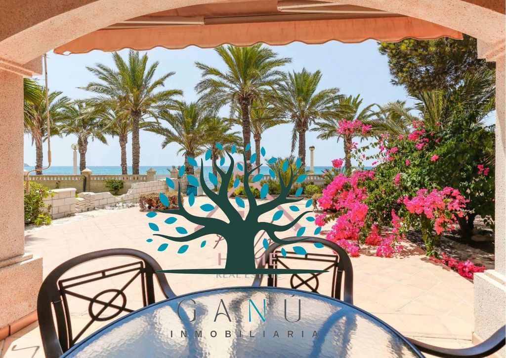 Prestigevolles Einfamilienhaus von 153 m2 zu verkaufen in Cartagena