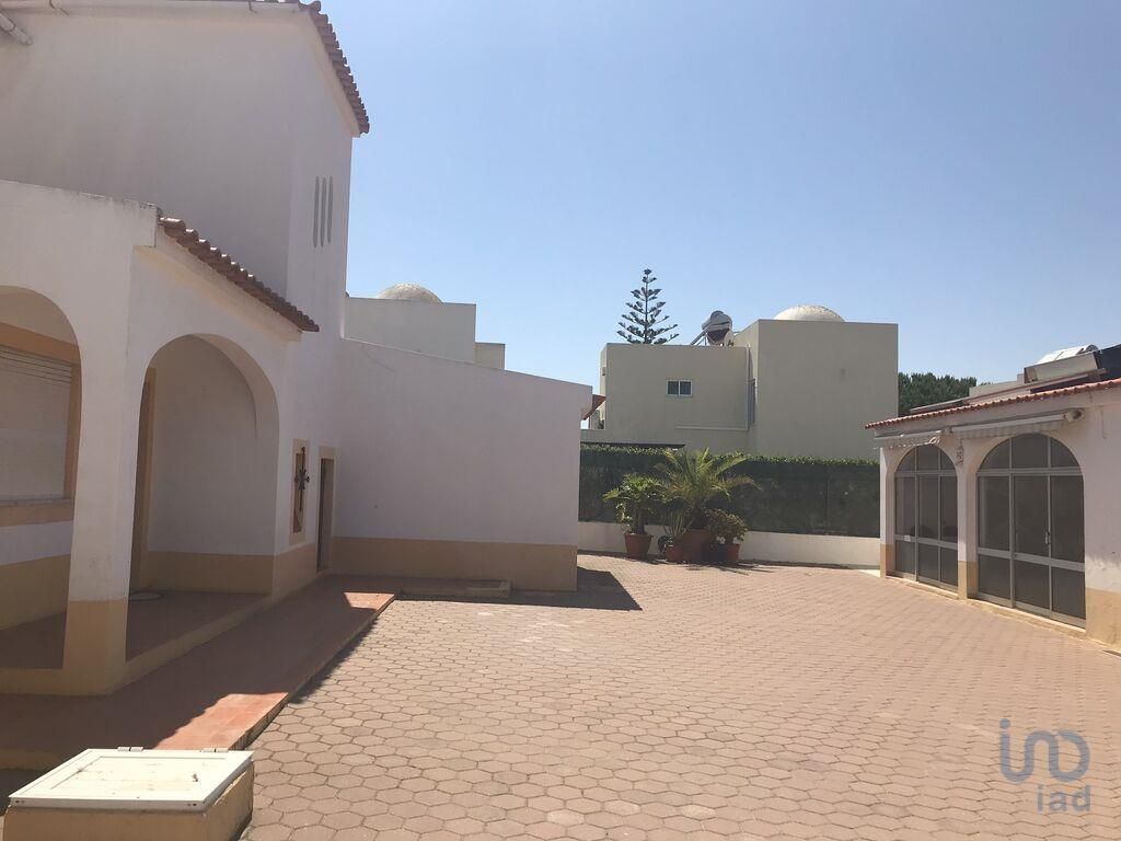 Luxury House for sale in Albufeira e Olhos de Água, Albufeira, Distrito