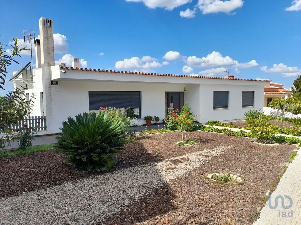 LuxusHaus mit 270 m2 zu verkaufen Mora, Portugal 128410101