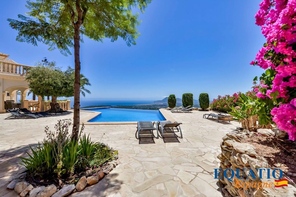 10 room luxury House for sale in Altea, Spain 115656265