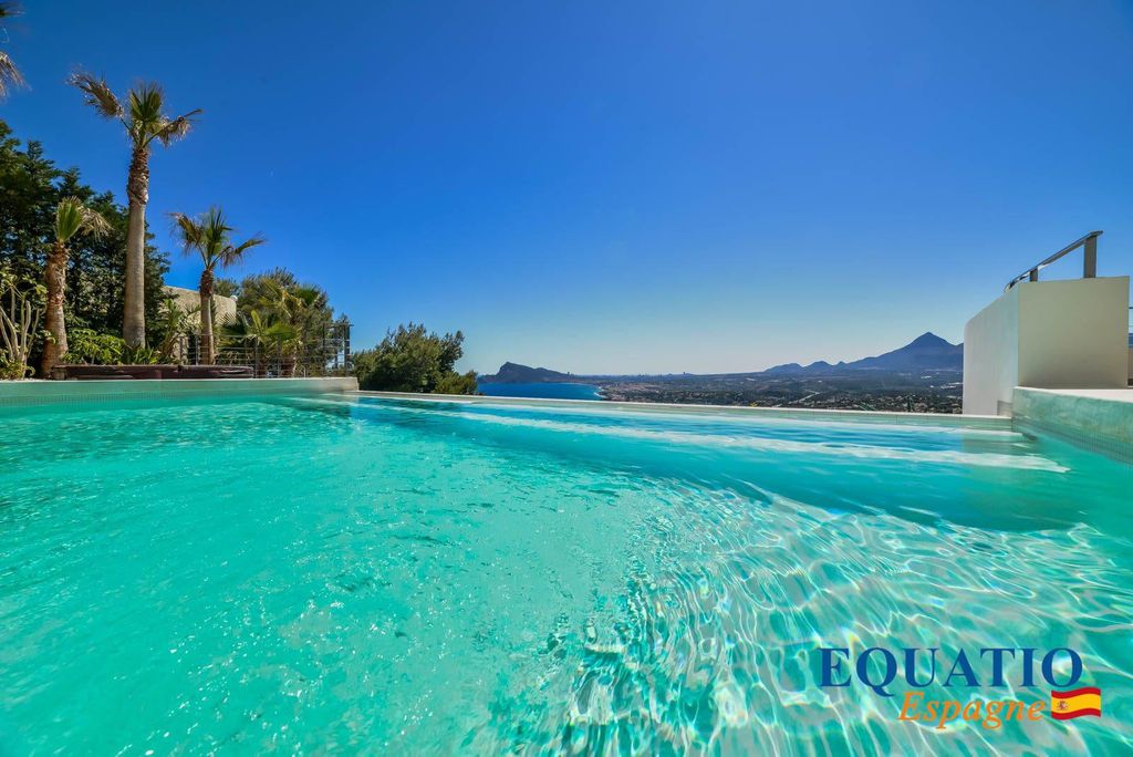 7 room luxury House for sale in Altea, Spain 101735765