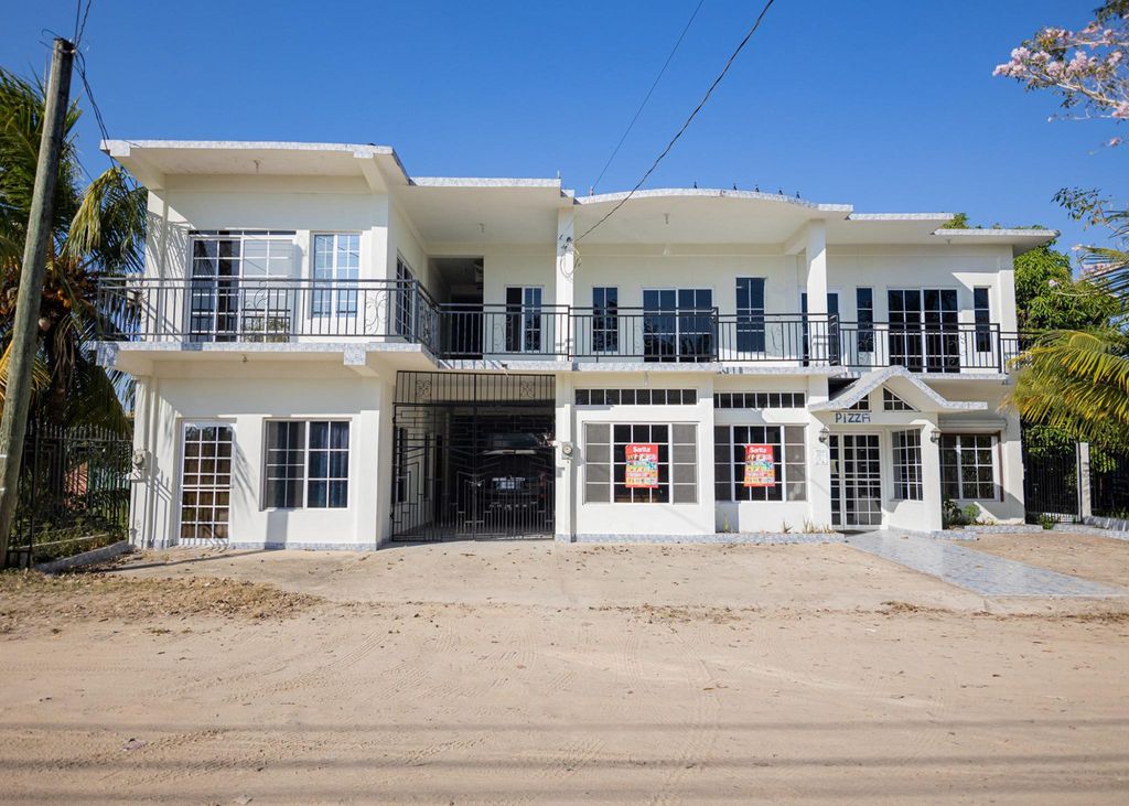 19 bedroom luxury House for sale in Independence and Mango Creek, Stann