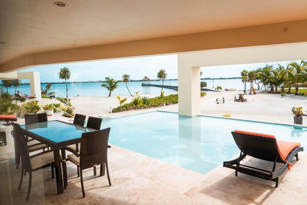 6 bedroom luxury House for sale in San Pedro, Belize District