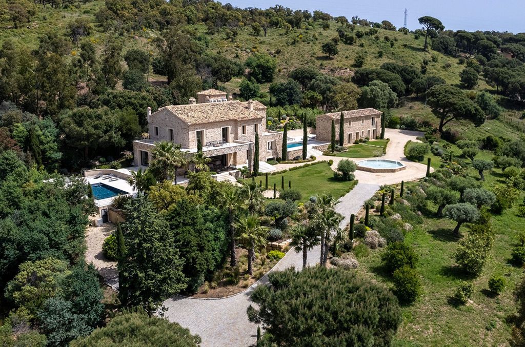 Роскошный дом 560 м2 в продажа Sainte-Maxime, Прованс — Альпы — Лазурный берег
