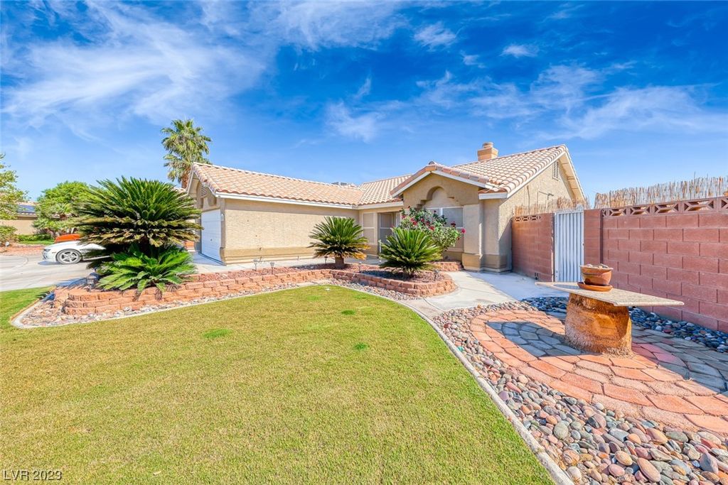 Maison de luxe de 5 pièces en vente à North Las Vegas, Nevada