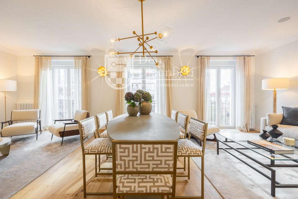 Piso de alto standing en venta en Calle génova, Madrid, Comunidad de