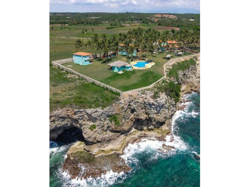 Exclusive country house for sale in San Cristóbal, Dominican Republic
