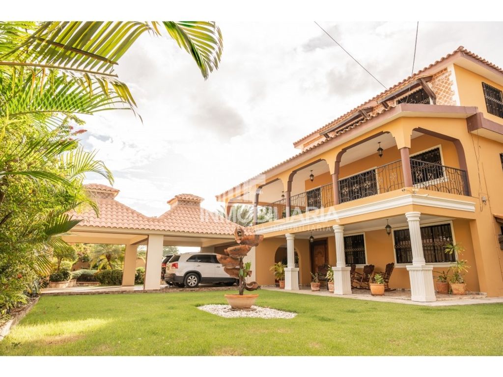 7 bedroom luxury House for sale in Santiago de los Caballeros