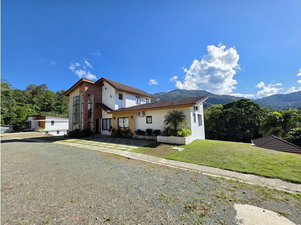 Элитный Загородный дом 4 Спальни, в продажа Харабакоа, Provincia de La Vega