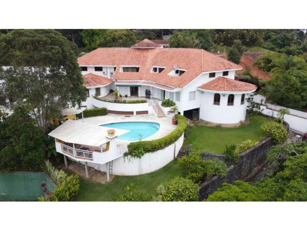 9 bedroom luxury House for sale in Caracas, Venezuela 130032559