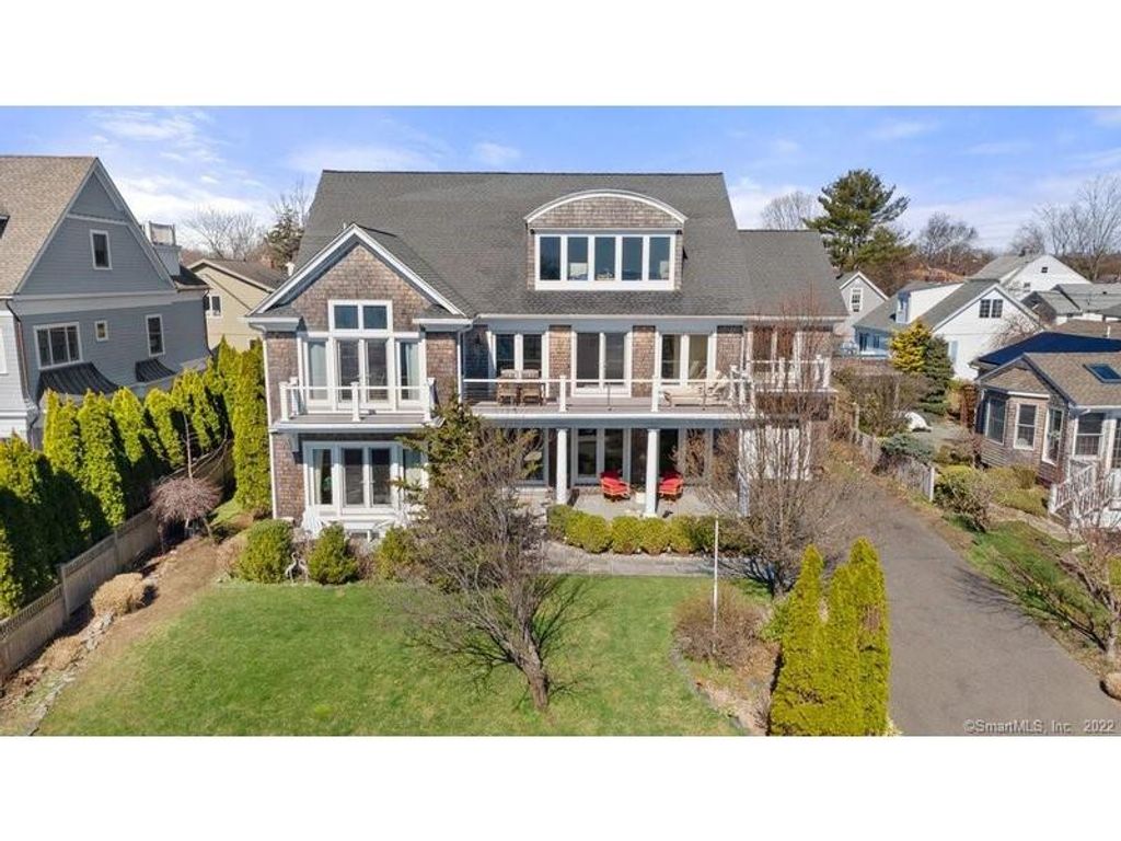 4 bedroom luxury house for sale in milford, connecticut