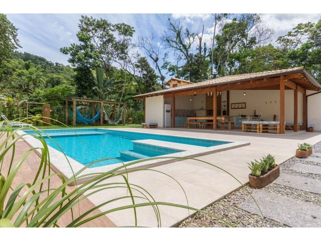 À venda Exclusiva mansão de 8 dormitórios, Boa Vista, Brasil
