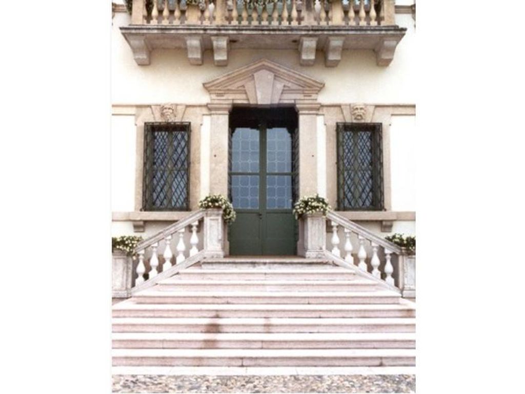 Château · Castle in Mozzecane