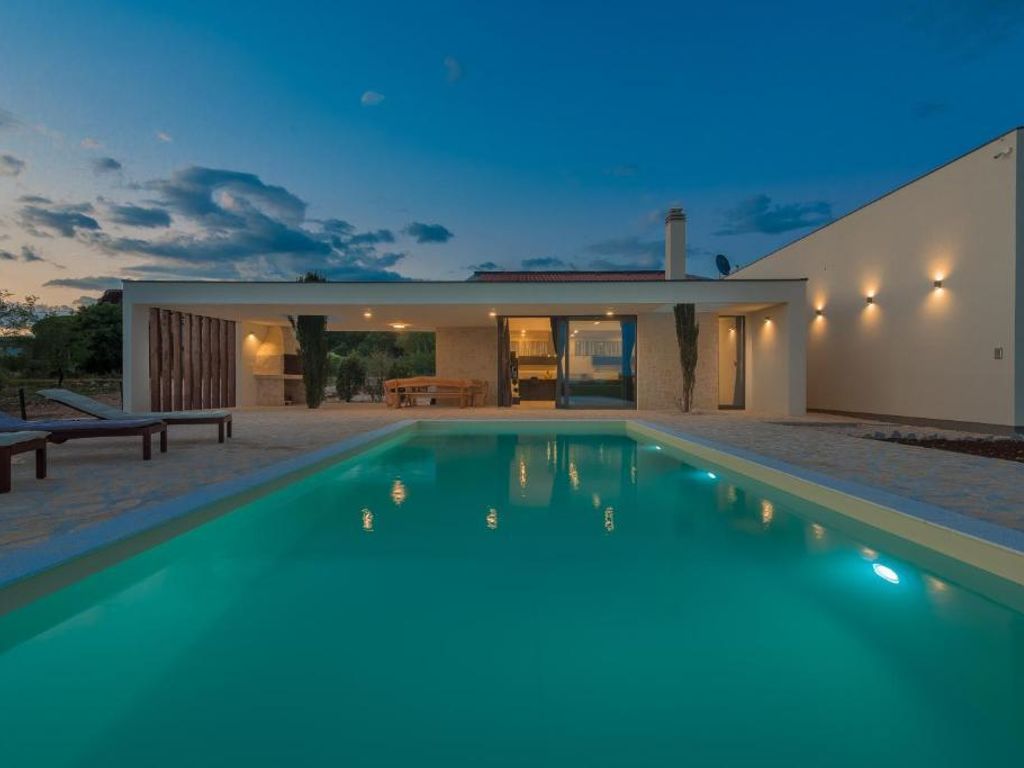 3 bedroom luxury House for sale in Zadar, Croatia 118800965