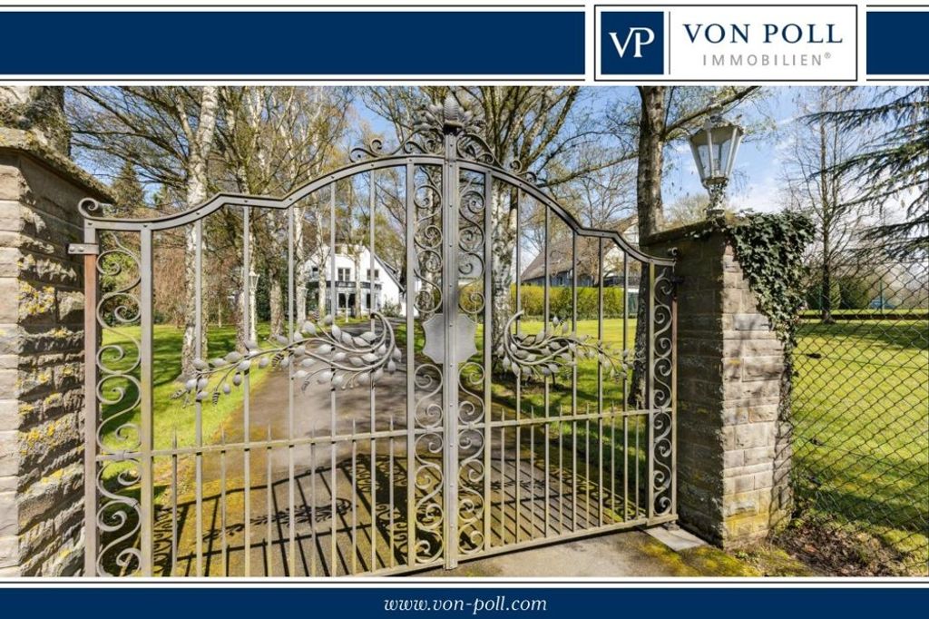 40 room luxury House for sale in Linz am Rhein, Germany 128899157