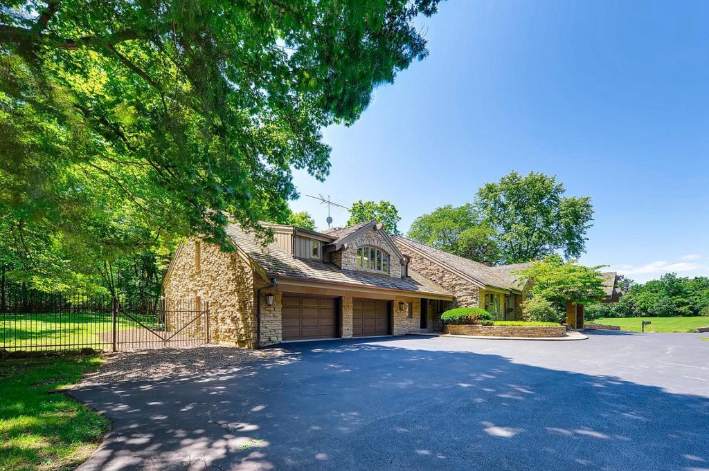 Luxury House for sale in St. Charles, Maryland 128158774